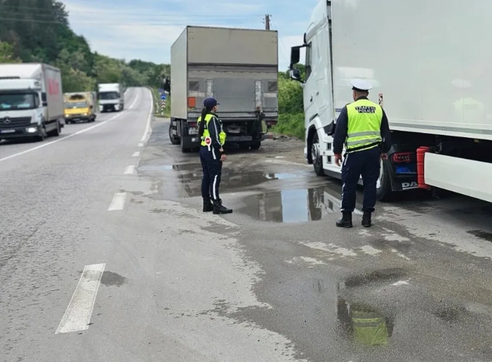 Bulgaristan'da trafik güvenliği için geniş çaplı polis operasyonu düzenlendi