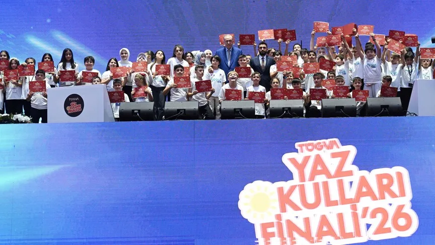 İstanbul'da TÜGVA Yaz Okulları Finali Cumhurbaşkanı Erdoğan'ın Katılımıyla Düzenlendi