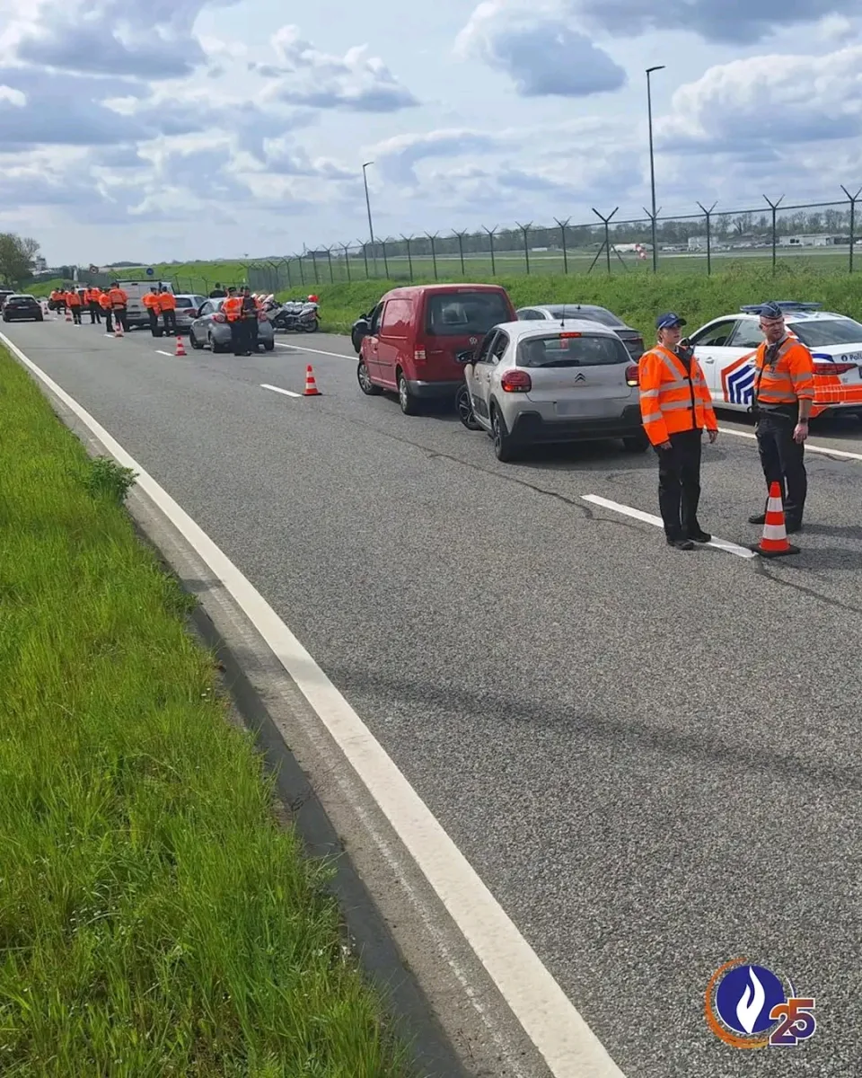 Las patrullas policiales preparan controles especiales para conductores durante el verano.