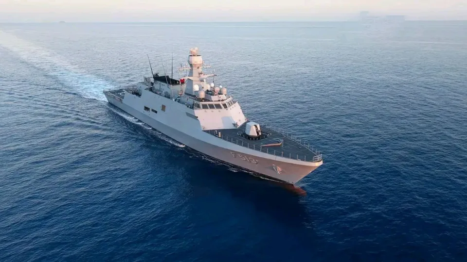Turqia: Anija luftarake kombëtare TCG Burgazada ekspozohet në Bazën Detare Zeebrugge