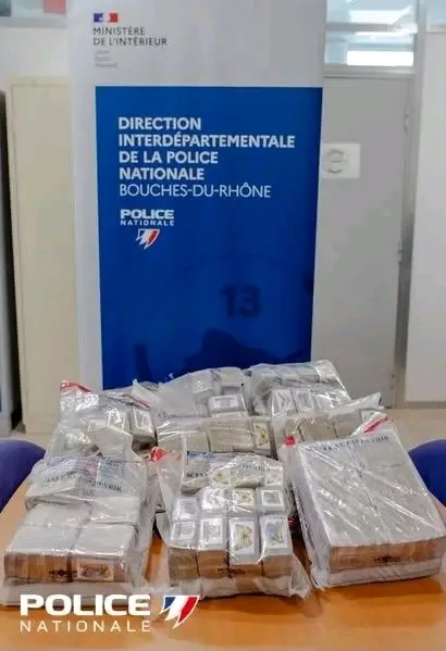 Fransa'nın Marsilya kentinde elli dokuz kilo esrar ele geçirildi