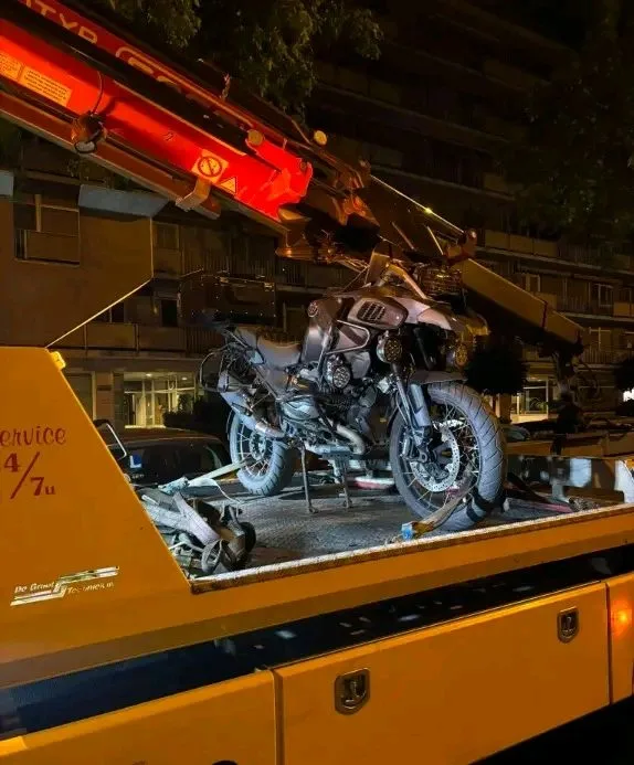 Belçika’nın Anvers kentinde Dünya Kupası kutlamalarında dört araç trafikten men edildi