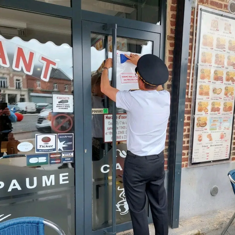 Kebab restoran u Bapaumeu zatvoren zbog kršenja radnih pravila, odluka valilije