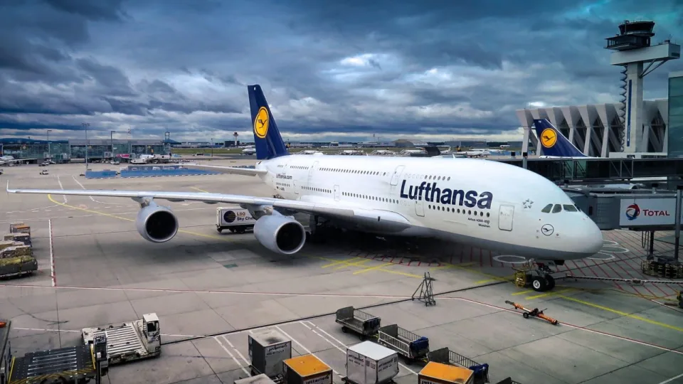 Lufthansa ukida besplatni kabinski prtljag u osnovnoj ekonomskoj klasi